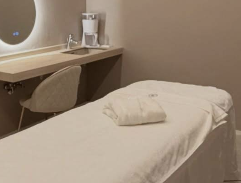 Luxe room ー大人女性のための美肌管理ラボー